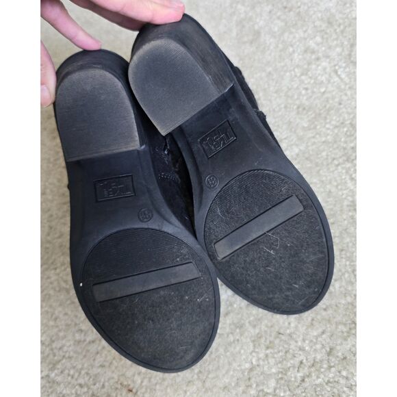 Black faux Suede Booties Size 8.5 - Like new - Picture 8 of 14